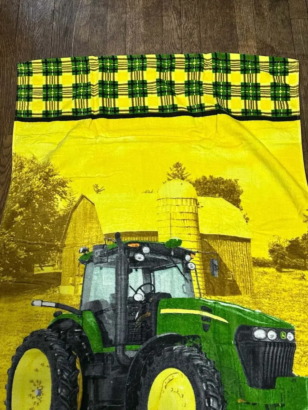 Vintage John Deere Tractor Print 100% Cotton Beach Towel with Plaid Border